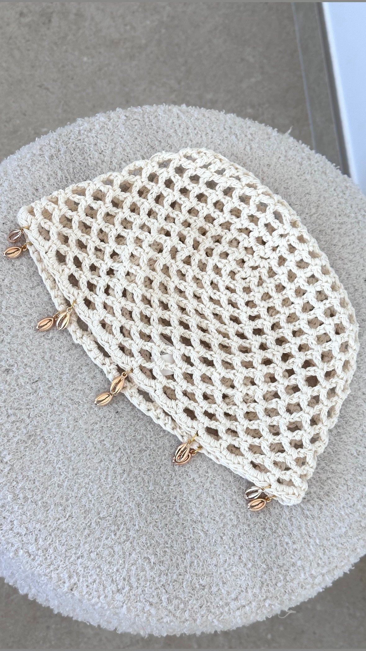 Bonnet en crochet - beige